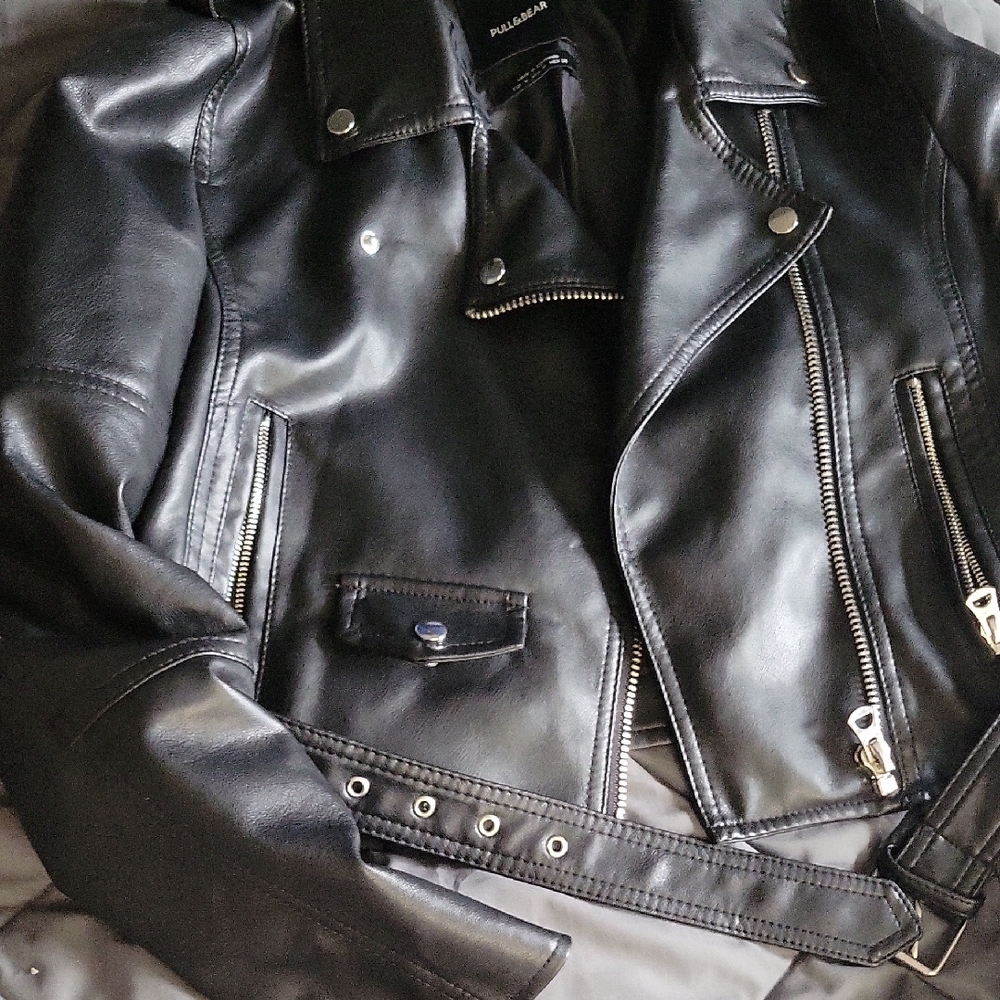 Pull&Bear Black Motorcycle Jacket - Picture 3 of 8